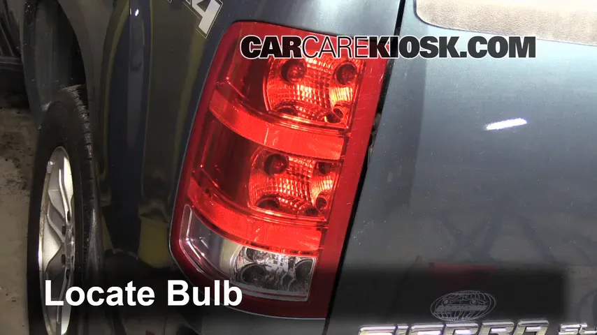 2007 GMC Sierra 1500 SLE 4.8L V8 Extended Cab Pickup (4 Door) Lights Brake Light (replace bulb)